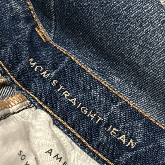 EUC American Eagle Mom Straight Jeans-Sz 4R-Med Wash-Distressed-58% Cotton - Picture 13 of 16